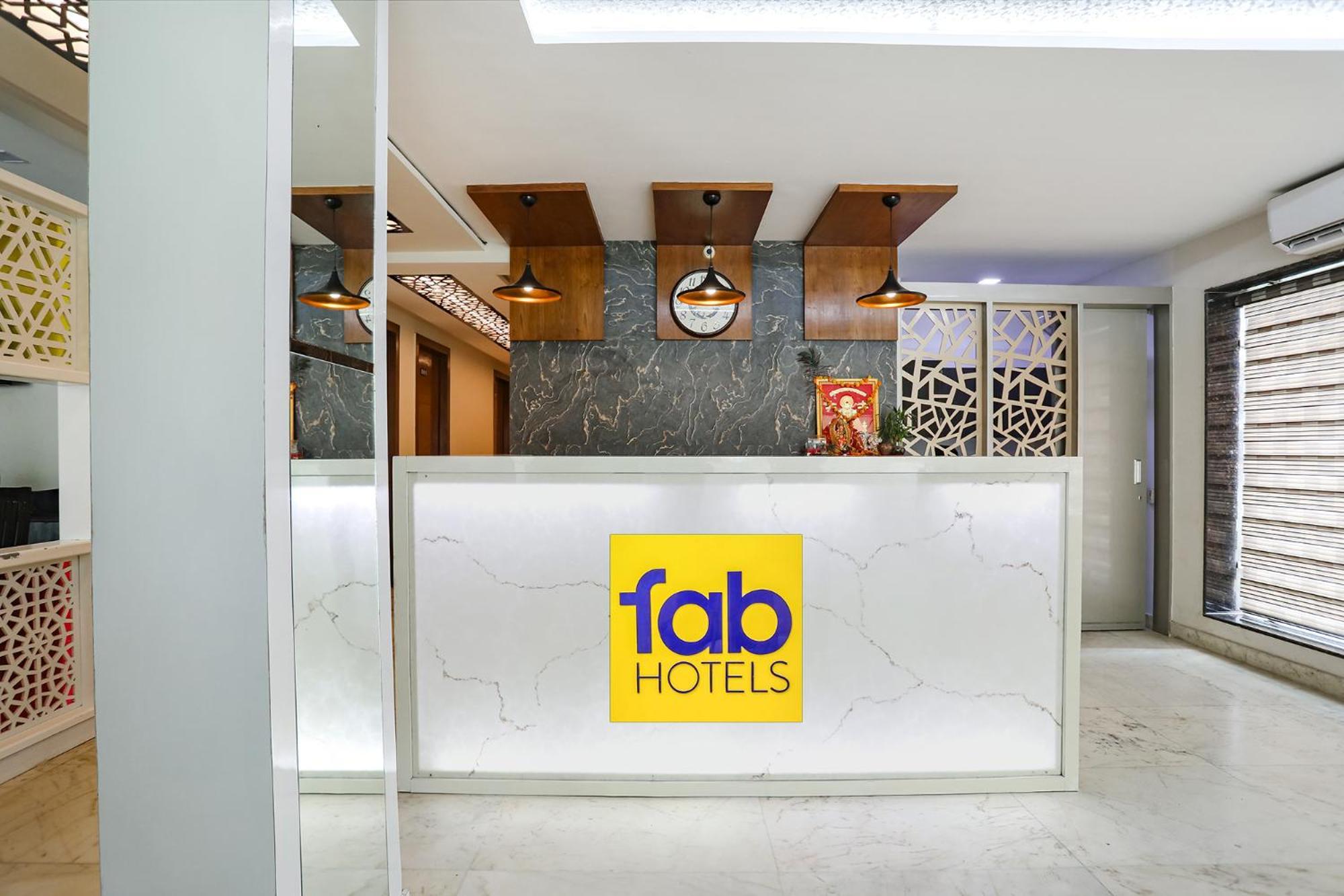 Fabhotel Grand Sparrow Tājganj Exteriör bild