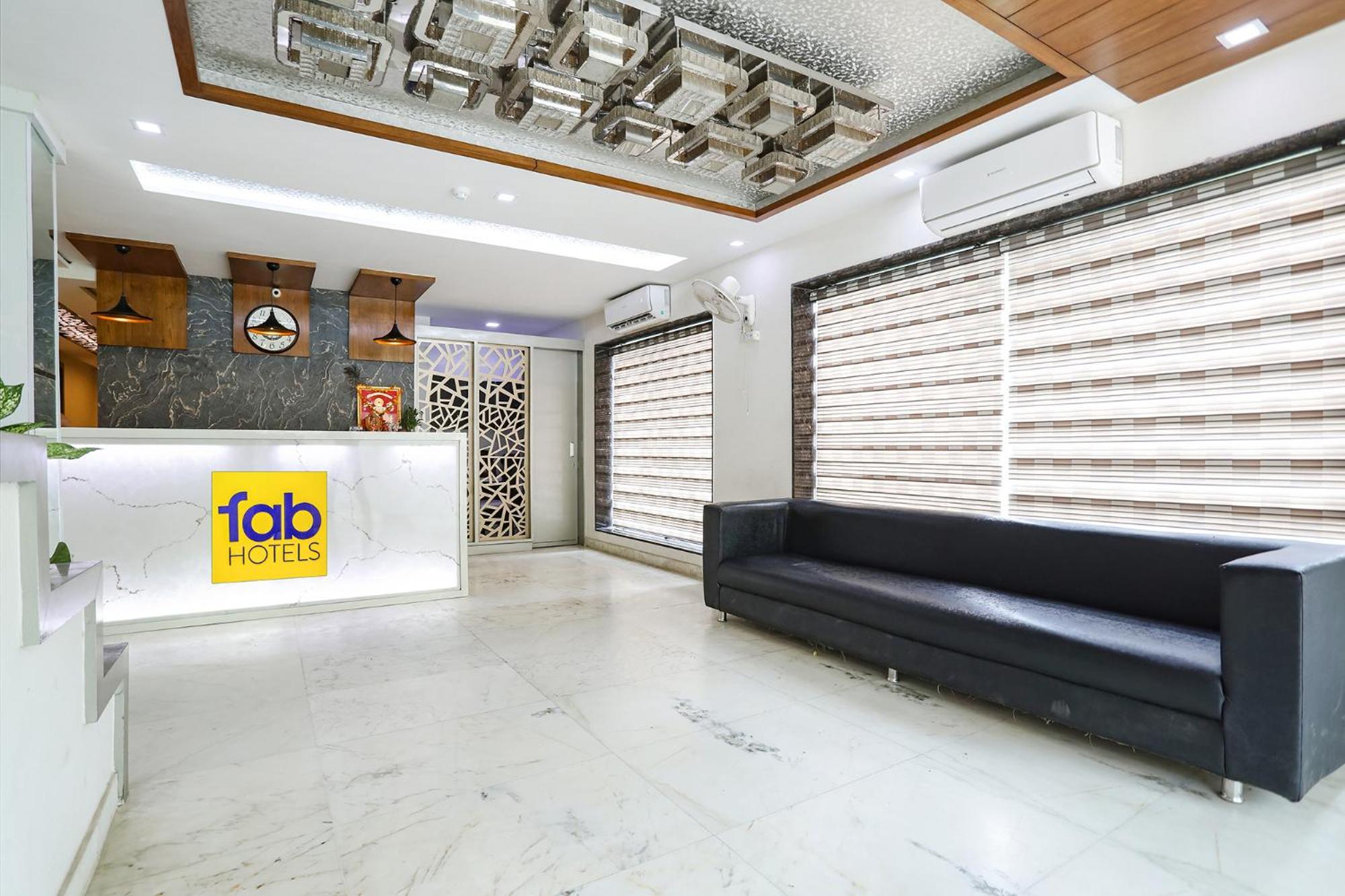 Fabhotel Grand Sparrow Tājganj Exteriör bild